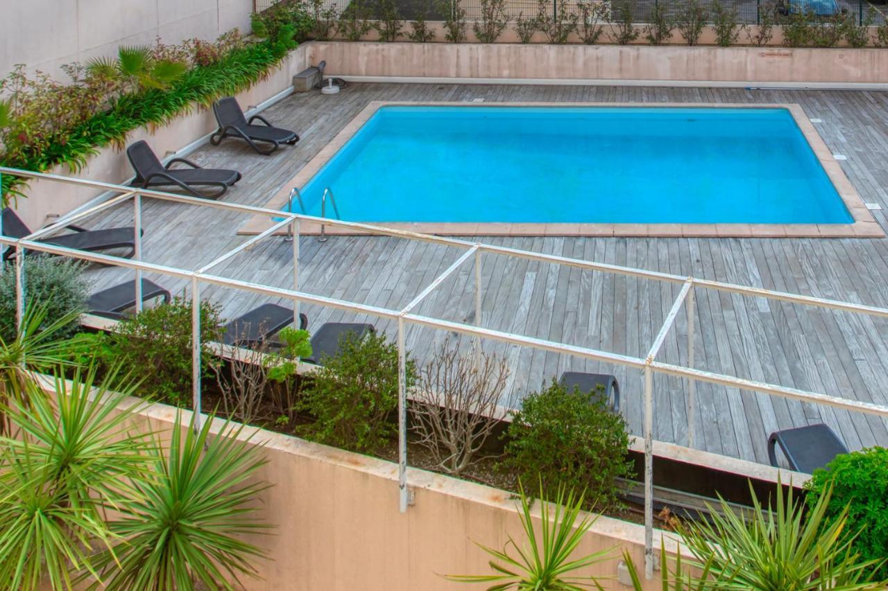 C1 Clemenceau Pool Balcony Bath Ac 2Mins Walk To Sand Beach Apartment Cannes Exterior photo